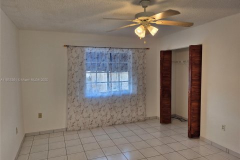 Copropriété à louer à Hialeah, Floride: 2 chambres, 89.19 m2 № 1875069 - photo 20
