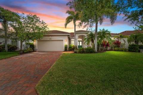 Villa ou maison à Port St. Lucie, Floride 3 chambres, 235.14 m2 № 2085175