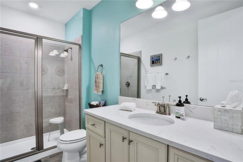 Casa en venta en Kissimmee, Florida, 8 dormitorios, 402.73 m2 № 1561756 - foto 27