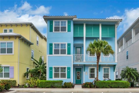 Casa en venta en Kissimmee, Florida, 8 dormitorios, 402.73 m2 № 1561756 - foto 1