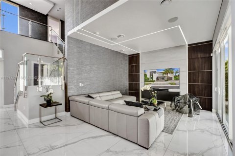 Villa ou maison à vendre à Doral, Floride: 5 chambres, 356.84 m2 № 2243599 - photo 11