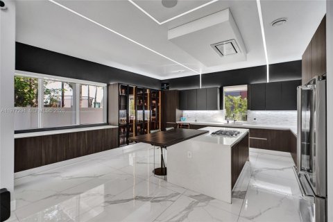 Villa ou maison à vendre à Doral, Floride: 5 chambres, 356.84 m2 № 2243599 - photo 16
