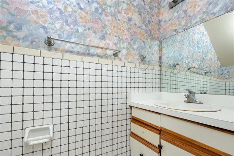 Снять в аренду кондоминиум в Киссимми, Флорида 7 комнат, 94.02м2, № 2224866 - фото 11