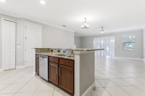 Touwnhouse à vendre à Orlando, Floride: 3 chambres, 167.04 m2 № 1909096 - photo 10