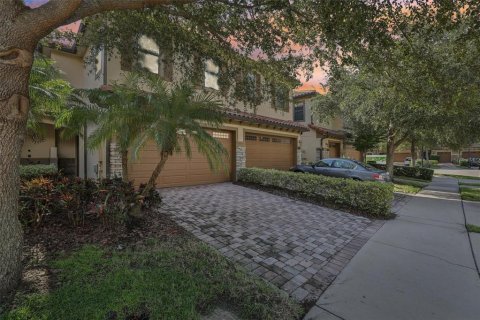 Touwnhouse à vendre à Orlando, Floride: 3 chambres, 167.04 m2 № 1909096 - photo 3