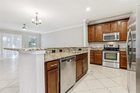 Touwnhouse à vendre à Orlando, Floride: 3 chambres, 167.04 m2 № 1909096 - photo 7