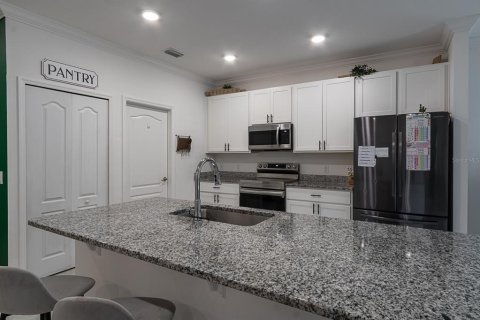 House in Alachua, Florida 4 bedrooms, 175.86 sq.m. № 1747083 - photo 4