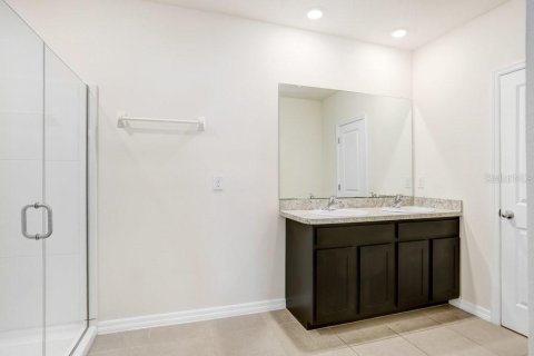 House in Odessa, Florida 4 bedrooms, 209.96 sq.m. № 2156075 - photo 23