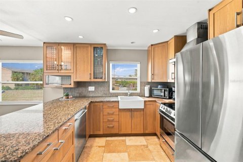 Immobilier commercial à vendre à Indian Rocks Beach, Floride: 4 chambres, 157.93 m2 № 2430383 - photo 30