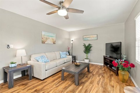 Immobilier commercial à vendre à Indian Rocks Beach, Floride: 4 chambres, 157.93 m2 № 2430383 - photo 25