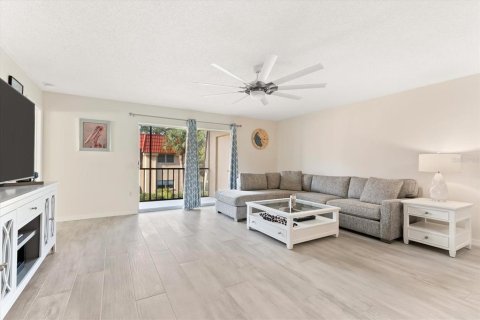 Condo in Nokomis, Florida, 2 bedrooms  № 1057276 - photo 22
