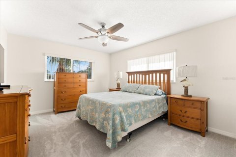 Condo in Nokomis, Florida, 2 bedrooms  № 1057276 - photo 11