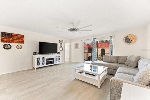 Condo in Nokomis, Florida, 2 bedrooms  № 1057276 - photo 21