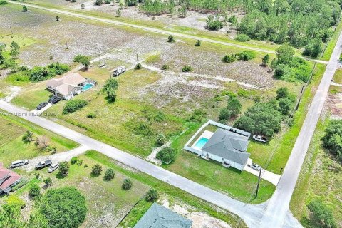Land in Lehigh Acres, Florida № 2164349