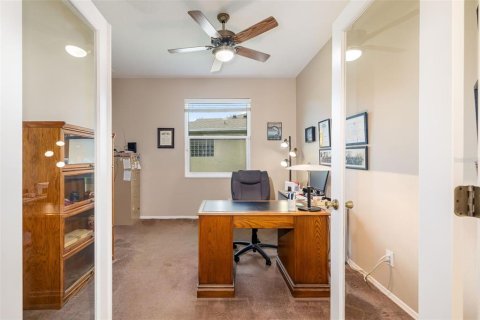 House in Sarasota, Florida 2 bedrooms, 166.57 sq.m. № 1884469 - photo 26