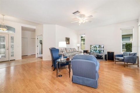 House in Sarasota, Florida 2 bedrooms, 166.57 sq.m. № 1884469 - photo 10