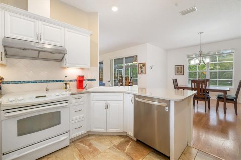 House in Sarasota, Florida 2 bedrooms, 166.57 sq.m. № 1884469 - photo 14