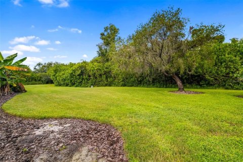 House in Sarasota, Florida 2 bedrooms, 166.57 sq.m. № 1884469 - photo 29