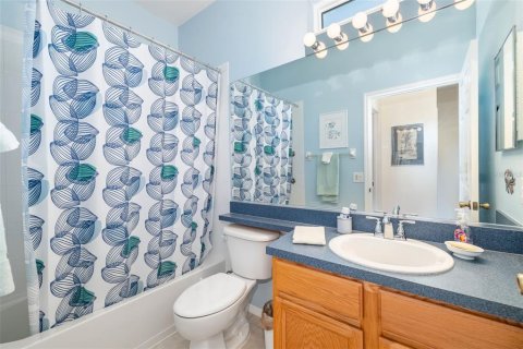 House in Sarasota, Florida 2 bedrooms, 166.57 sq.m. № 1884469 - photo 24