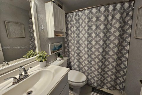 Condominio en alquiler en Hollywood, Florida, 1 dormitorio, 69.21 m2 № 1878358 - foto 21