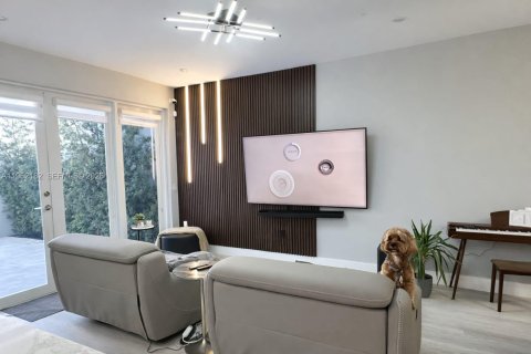 Купить таунхаус в Дорал, Флорида 4 спальни, 169.64м2, № 2024843 - фото 13