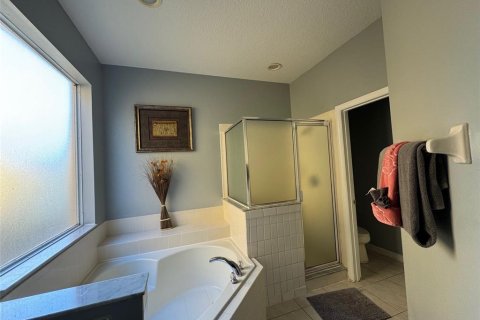 Casa en venta en Kissimmee, Florida, 7 dormitorios, 267.65 m2 № 1578318 - foto 18