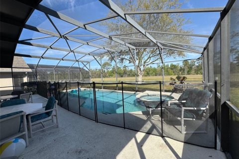 Casa en venta en Kissimmee, Florida, 7 dormitorios, 267.65 m2 № 1578318 - foto 20