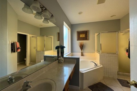 Casa en venta en Kissimmee, Florida, 7 dormitorios, 267.65 m2 № 1578318 - foto 17