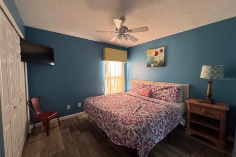Casa en venta en Kissimmee, Florida, 7 dormitorios, 267.65 m2 № 1578318 - foto 9