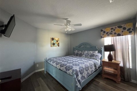 Casa en venta en Kissimmee, Florida, 7 dormitorios, 267.65 m2 № 1578318 - foto 12