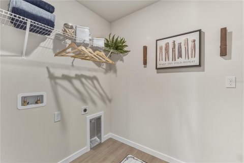 Casa en venta en Port Charlotte, Florida, 4 dormitorios, 169.83 m2 № 2413494 - foto 15