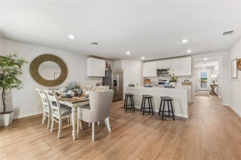 Casa en venta en Port Charlotte, Florida, 4 dormitorios, 169.83 m2 № 2413494 - foto 5