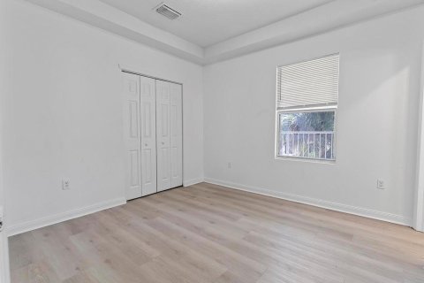 Apartment in Lake Park, Florida 2 bedrooms, 72 sq.m. № 2392785 - photo 20