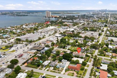 Apartment in Lake Park, Florida 2 bedrooms, 72 sq.m. № 2392785 - photo 26