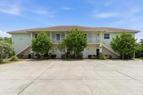 Apartment in Lake Park, Florida 2 bedrooms, 72 sq.m. № 2392785
