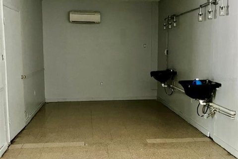 Immobilier commercial à louer à Saint Petersburg, Floride: 259.57 m2 № 2430850 - photo 13