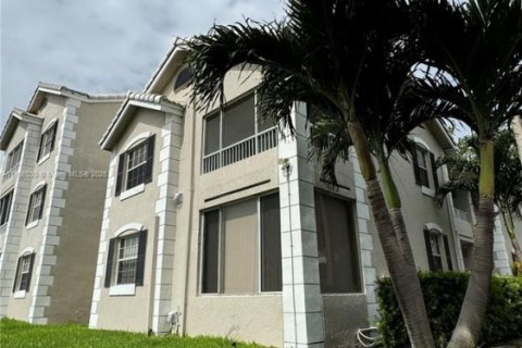 Снять в аренду квартиру в Окленд-Парк, Флорида 2 спальни, 91.14м2, № 1970704 - фото 26