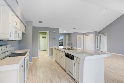 Casa en venta en Sun City Center, Florida, 3 dormitorios, 192.31 m2 № 1911370 - foto 7