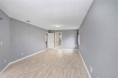 Casa en venta en Sun City Center, Florida, 3 dormitorios, 192.31 m2 № 1911370 - foto 10