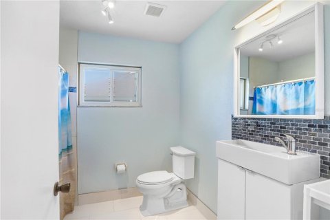 Casa en venta en Sun City Center, Florida, 3 dormitorios, 192.31 m2 № 1911370 - foto 16