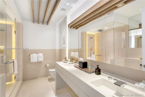 Copropriété à vendre à Miami Beach, Floride: 3 chambres, 235.79 m2 № 1694755 - photo 3