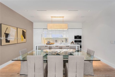 Copropriété à vendre à Miami Beach, Floride: 3 chambres, 235.79 m2 № 1694755 - photo 8