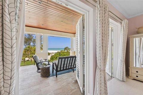 House in Sarasota, Florida 5 bedrooms, 480.77 sq.m. № 1685331 - photo 20