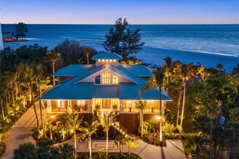 House in Sarasota, Florida 5 bedrooms, 480.77 sq.m. № 1685331 - photo 1