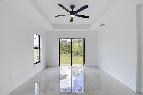 Villa ou maison à vendre à Cape Coral, Floride: 4 chambres, 156.35 m2 № 2388882 - photo 22