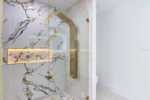 Villa ou maison à vendre à Cape Coral, Floride: 4 chambres, 156.35 m2 № 2388882 - photo 24