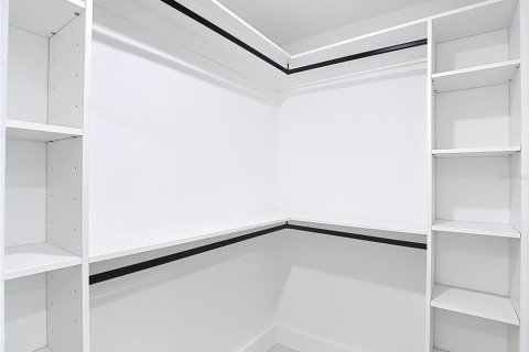 Villa ou maison à vendre à Cape Coral, Floride: 4 chambres, 156.35 m2 № 2388882 - photo 25