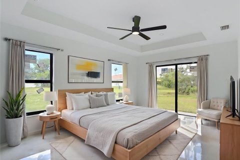 Villa ou maison à vendre à Cape Coral, Floride: 4 chambres, 156.35 m2 № 2388882 - photo 4
