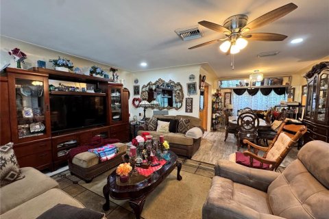 Villa ou maison à vendre à Saint Petersburg, Floride: 5 chambres, 194.26 m2 № 2394166 - photo 17