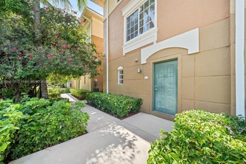 Condominio en venta en Aventura, Florida, 3 dormitorios, 137.59 m2 № 1845659 - foto 22